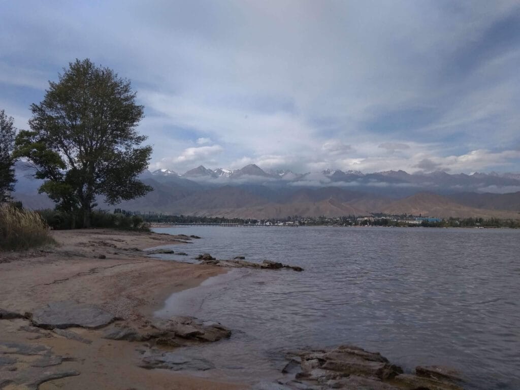 Recorriendo el lago Issyk-Kul, el más grande de Kirguistán (I parte) 8 IMG 20190908 160200 1 scaled 1 1