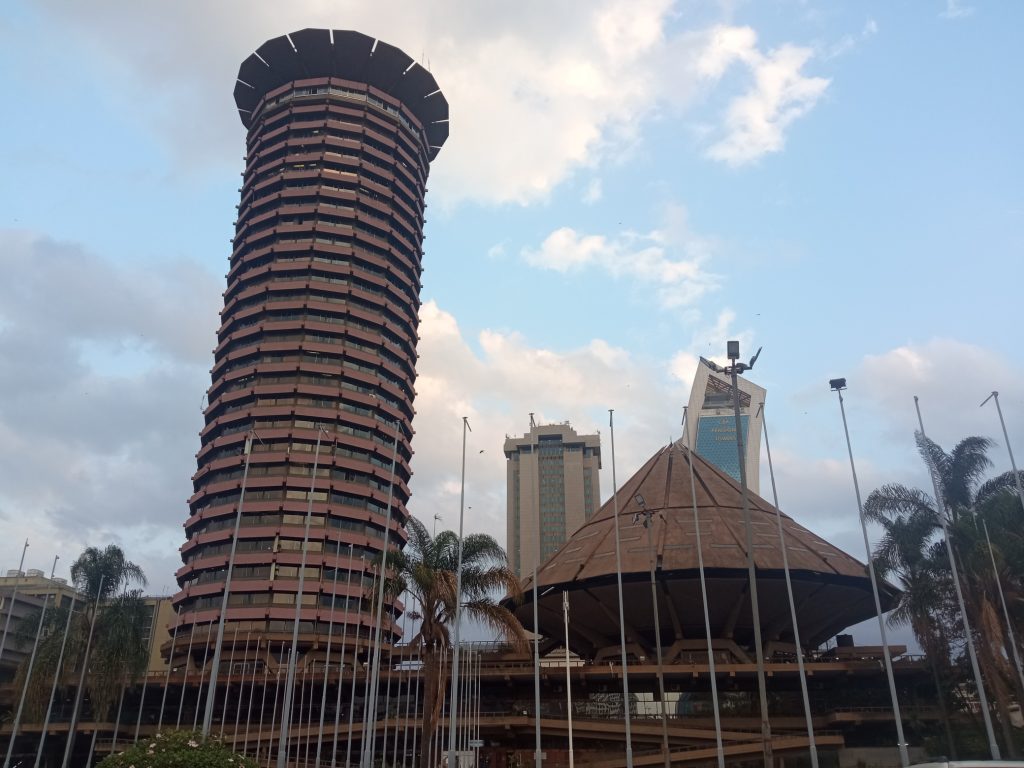 Subir a la torre KICC es otra de las cosas a hacer en Nairobi